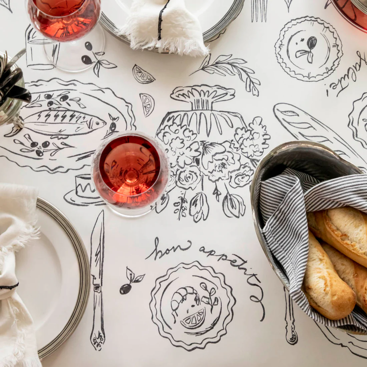 Color-On Dinner Party Runner